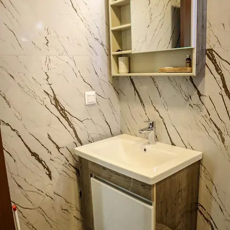 конакъ войнов Vila Yasna Polyana