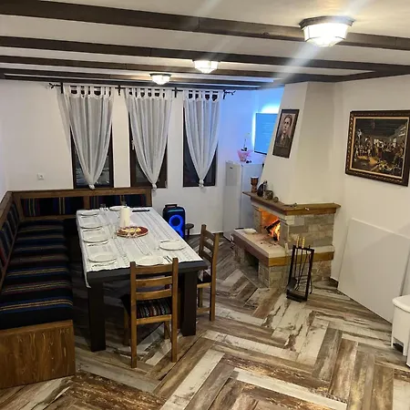 конакъ войнов * Yasna Polyana