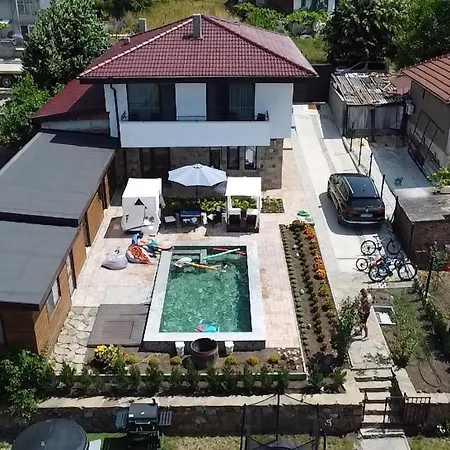 конакъ войнов *