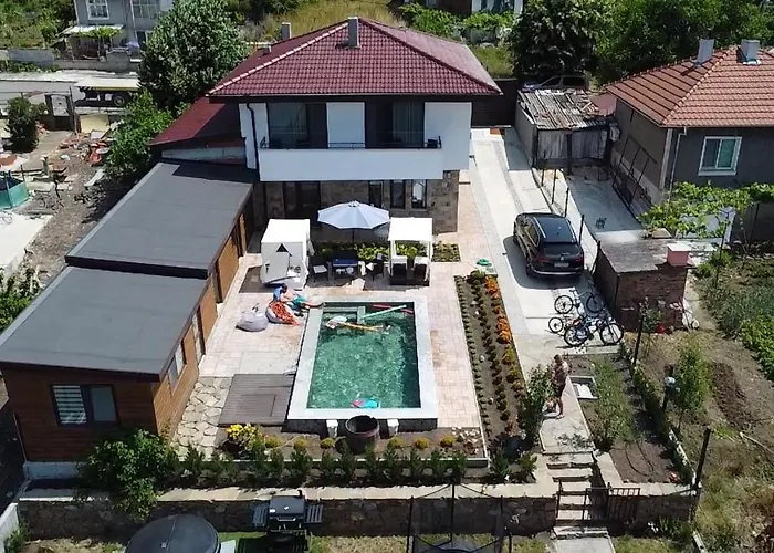 конакъ войнов *