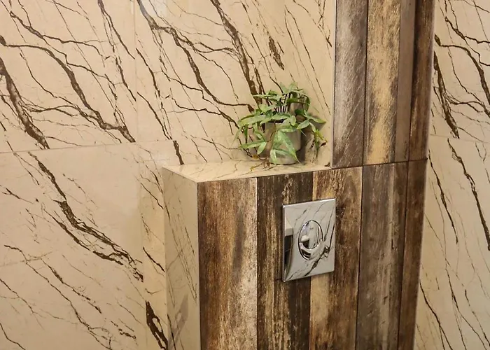 конакъ войнов Βίλα *