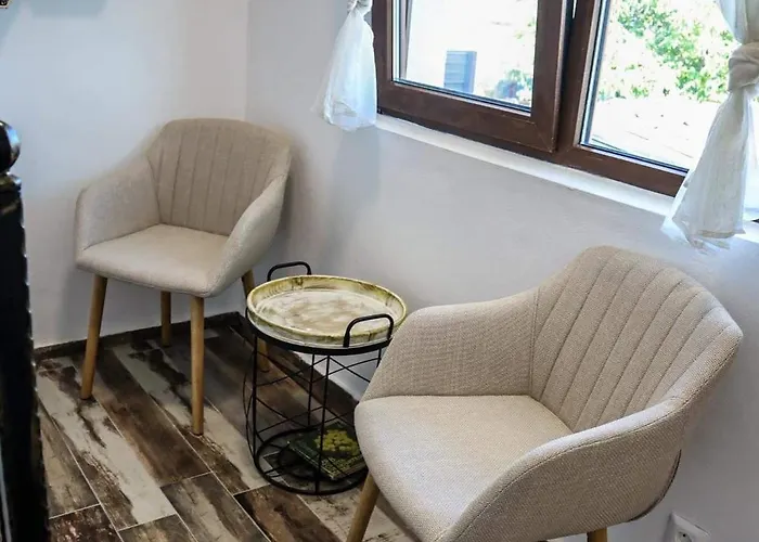 конакъ войнов Βίλα Yasna Polyana